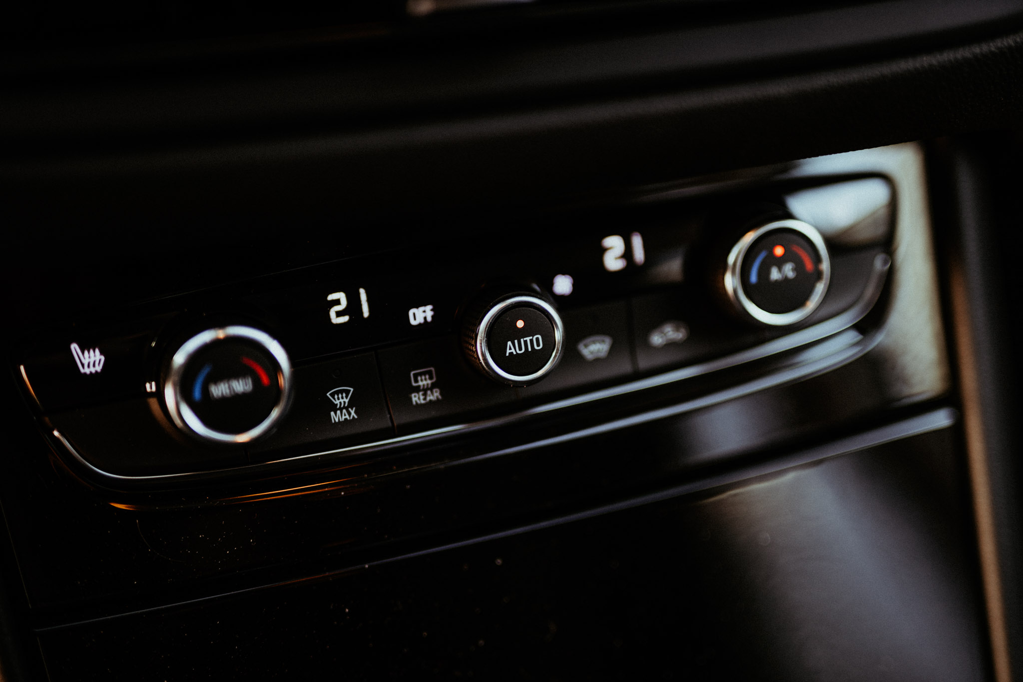 SioMotion-Cars-Apolda-Autohaus Matt-Opel-Grandland (32 von 147) Autohaus, Apolda, Opel, Grandland, Test, Erfahrung, Testbericht, Kfz, Werkstatt, Autohändler